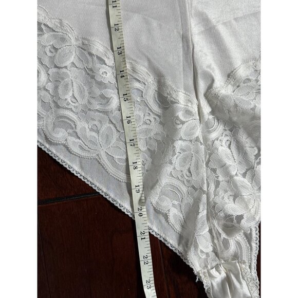 Vintage Interludes by CIRA White Lace & Satin Teddy Bodysuit Lingerie Medium - Picture 16 of 16